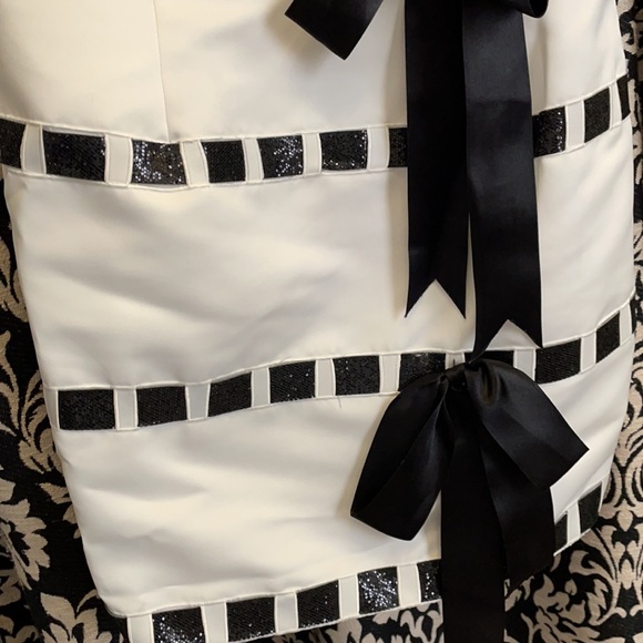 TERANI COUTURE custom made dress. Worn once. - Picture 4 of 6